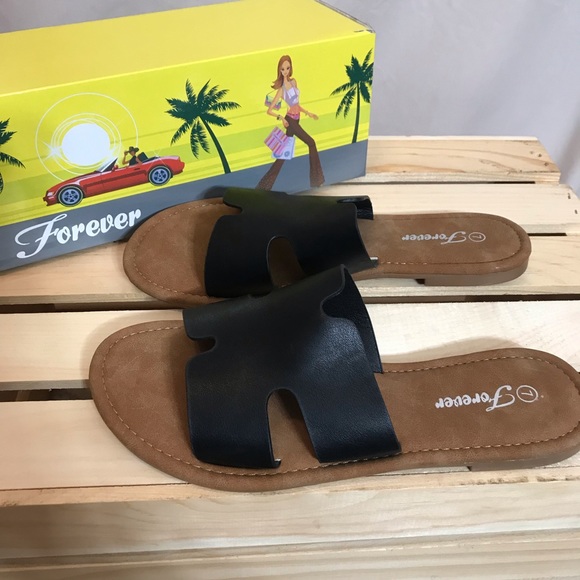 Black slides from Forever - Picture 4 of 6